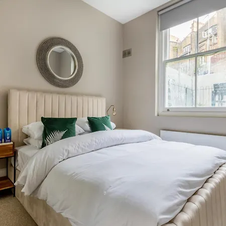 Hampstead High Flyer Villa London Exterior photo
